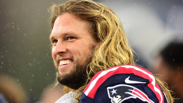 New England Patriots' Chase Winovich pays off lunch debts for Pennsylvania school district