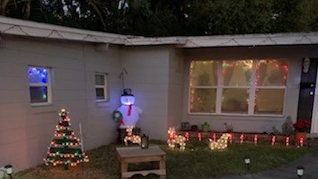Families report Christmas decorations stolen from outside homes