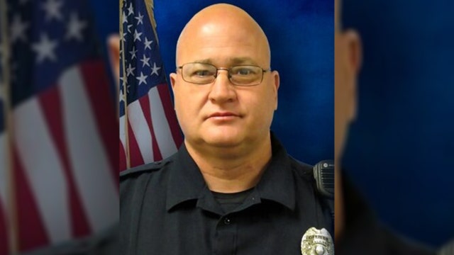 Lakeland police mourn the sudden death of longtime officer