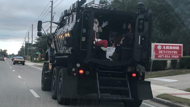 Blue Santas help families in need in Apopka