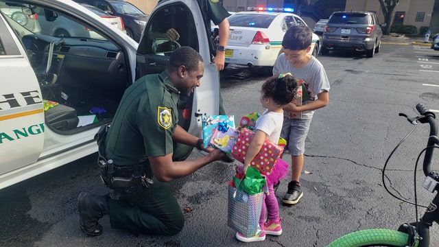 Deputies deliver gifts to family after presents were stolen from car