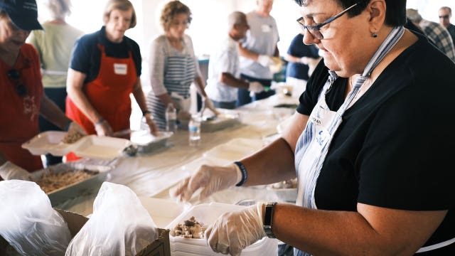 Giving Tuesday: Volunteering in America is on the rise — here’s how you can get involved