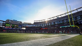 Thousands of workers preparing Miami stadium for Super Bowl