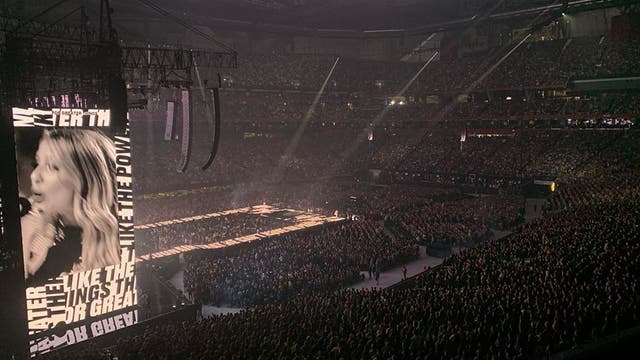 65,000 college students ring in New Year worshiping Jesus