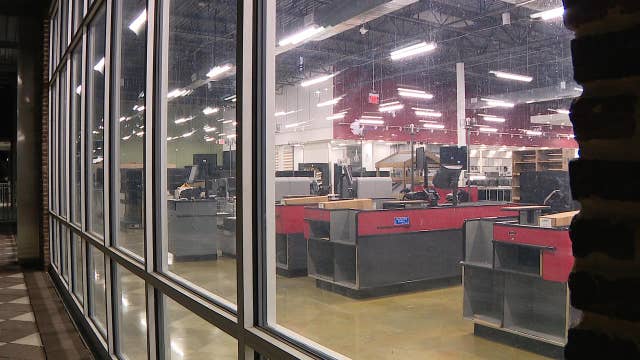 Lucky's grocery store files for bankruptcy protection, sells some stores to ALDI