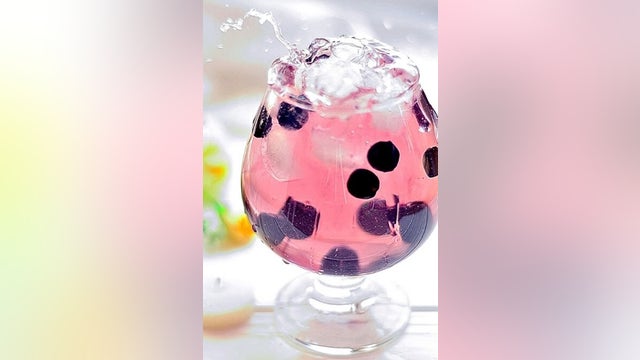 Drink, food recipes for the perfect Super Bowl party