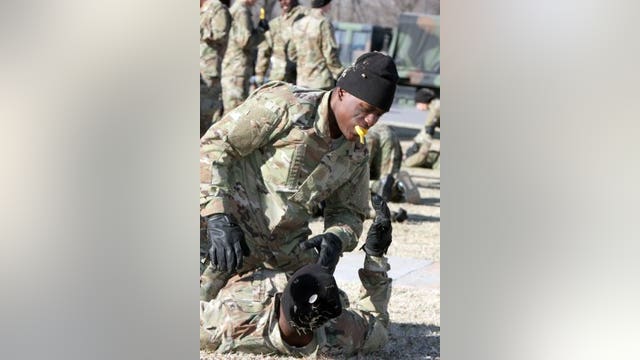 Former Arizona Cardinals player enlists in Army, hopes to make military his career