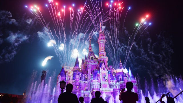 Coronavirus to cost Disney theme parks