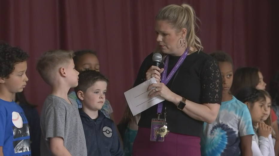 Navy dad surprises sons at Dublin elementary school