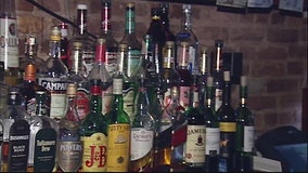 DeSantis offers no end to bar shutdown