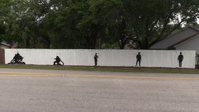 Florida pastor's fence honors first responders