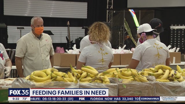 4 Rivers, local companies rehire staff to help package meals for those in need