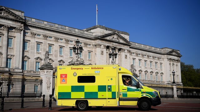 UK holds minute of silence for healthcare workers who died from coronavirus, families to receive $78K each