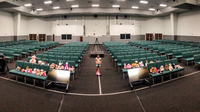 St. Cloud girl surprises her grandfather with a "stuffy" congregation at church