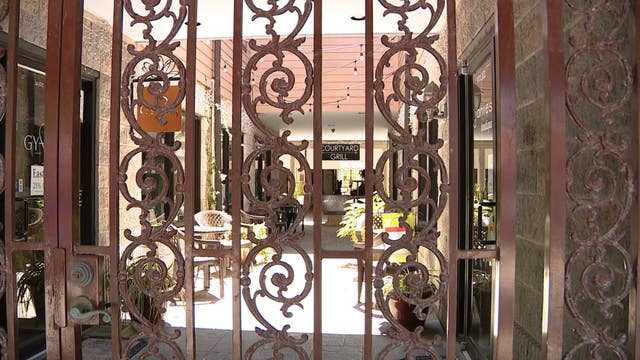 New Smyrna Beach businesses anxious to hear governor's reopening plan