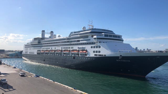 Cruise ships with sick passengers, crew members dock in Florida