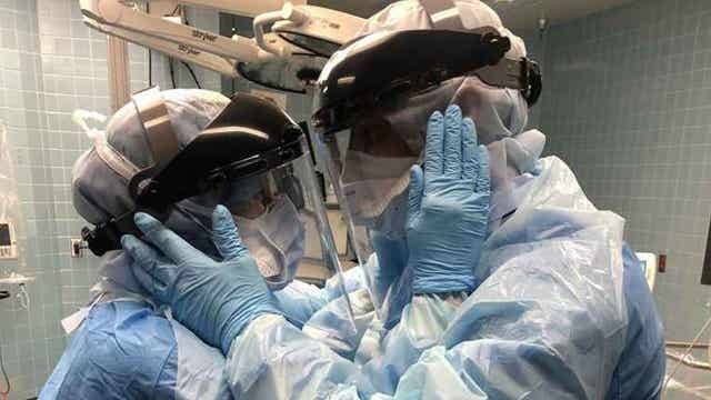 Married nurse couple at Florida hospital fights coronavirus on the front lines together