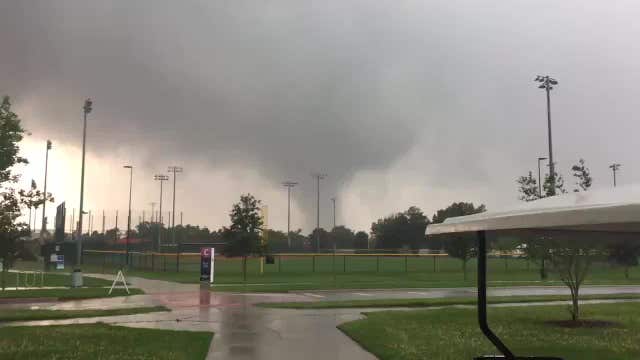 FOX 35 Weather Alert Day: Damage reported across region after line of storms produce tornadoes