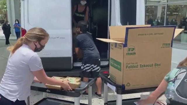 Groups Feed the ER, FLAG deliver 500 meals to healthcare workers