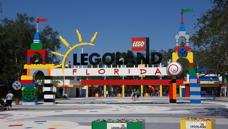 Nearest airport hotsell to legoland florida