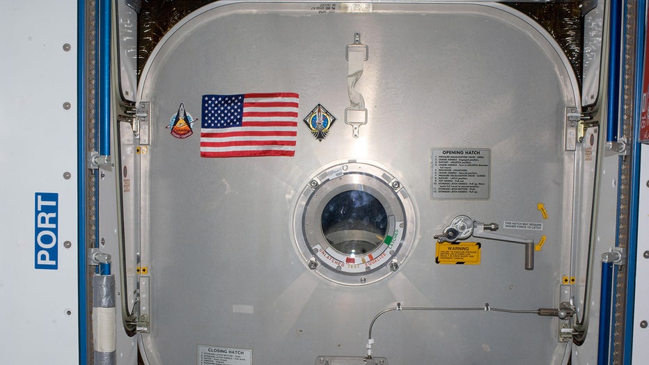 572464main_fd11flag_full.jpg