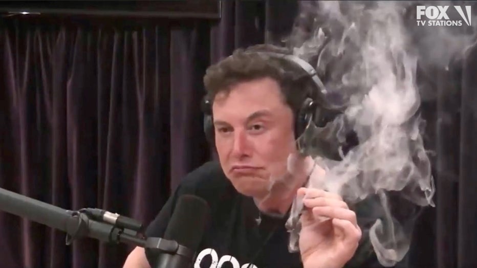 Elon-Musk-smokes-marijuana-while-filming-Joe-Rogan-Experience-podcast.jpg