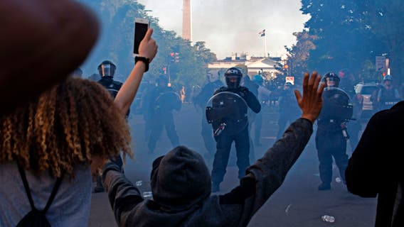 Trump offers 'domination' of DC protests as model for states