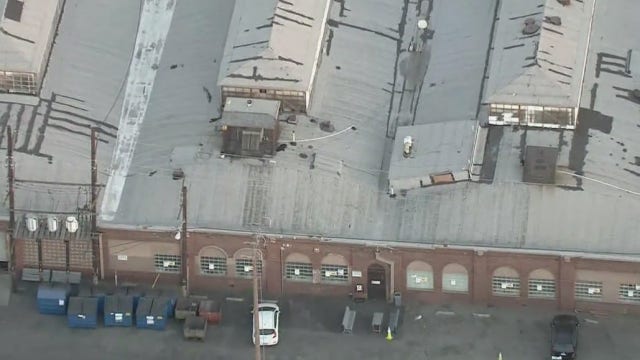 South L.A. clothing factory allowed to reopen after 300 employees test positive for COVID-19, 4 die