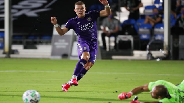 Mueller has 2 goals and Orlando City downs NYCFC 3-1
