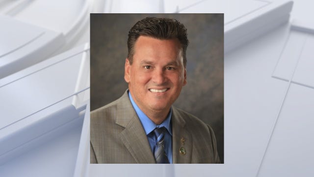 Osceola County commissioner accused of impersonating law enforcement officer