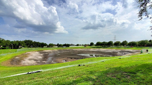Test being performed after retention pond near Disney loses water 'seemingly overnight'