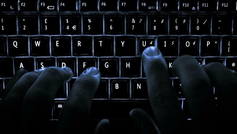 b4acb869-typing-keyboard_1458167313619-404023.jpg