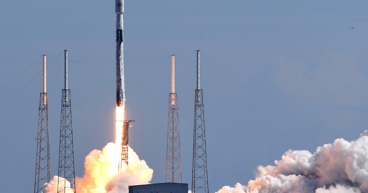 SpaceX launches Falcon 9 rocket with new batch of Starlink satellites ...
