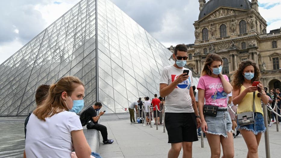 FRANCE-HEALTH-VIRUS-TOURISM