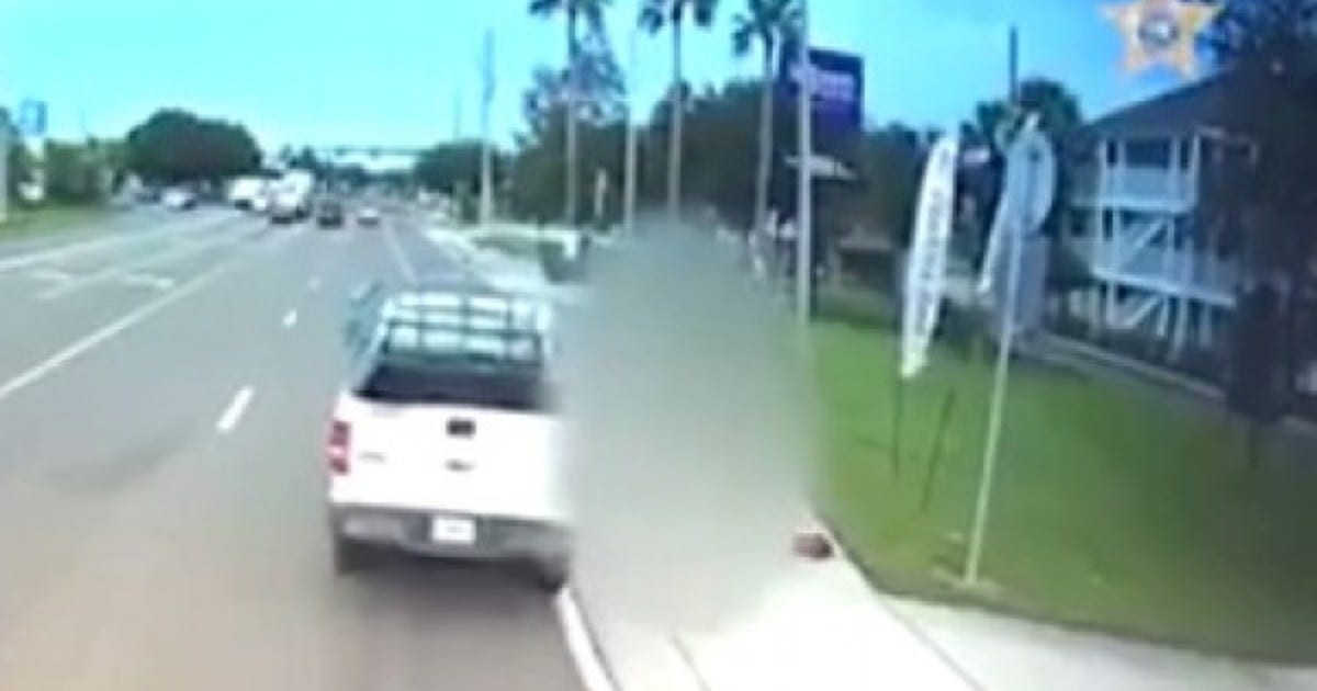 Orange County deputies attempt to identify driver after man tries to ...