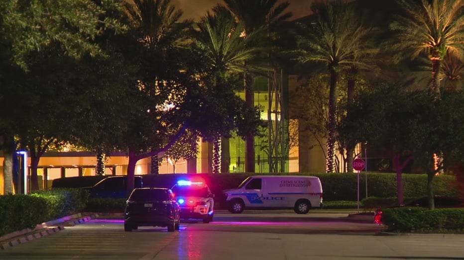 Police investigating incident at Florida mall, unclear if it was a