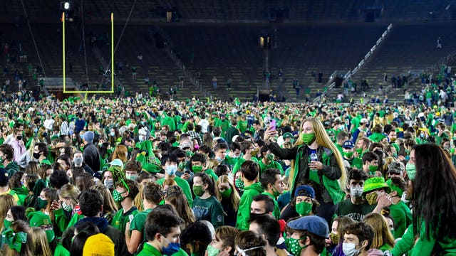 Notre Dame mandates virus testing after football celebration
