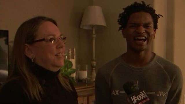 'Thanksgiving Grandma' celebrates fifth holiday with honorary 'grandson' -- but without late husband