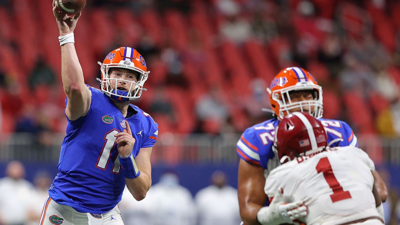 Florida Gators quarterback Kyle Trask to turn pro after record season