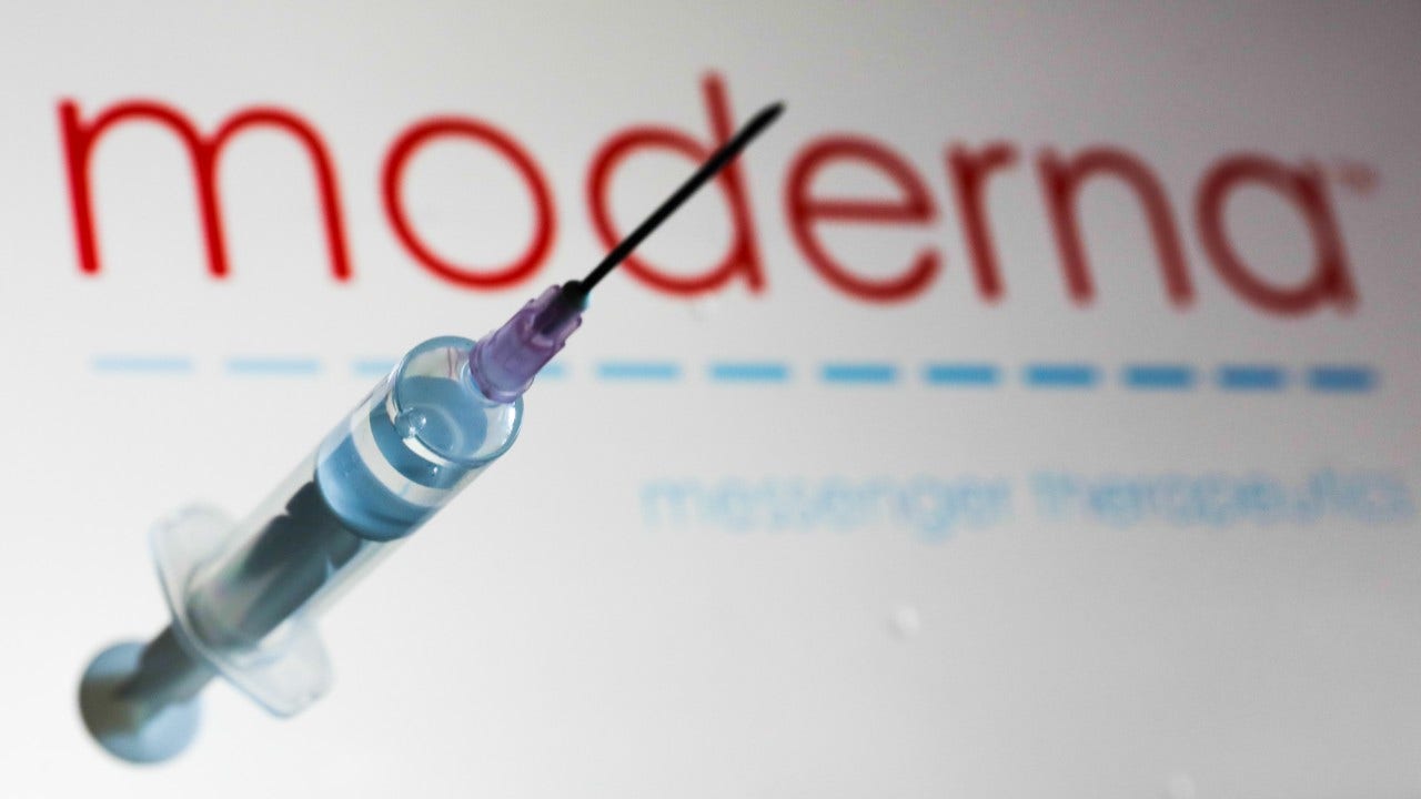 The doctor reportedly has a severe allergic reaction to the vaccine Moderna COVID-19