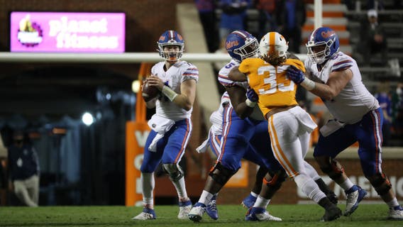 No. 6 Florida runs past Tennessee 31-19, clinches SEC East top spot
