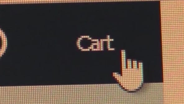 Expert gives ways to save during the holidays