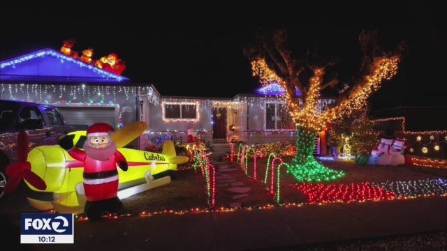 Vandals steal lights, break reindeer, yank down Santa's sleigh in northern California