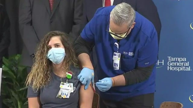 Florida gives COVID-19 vaccines after receiving 1st Pfizer batch