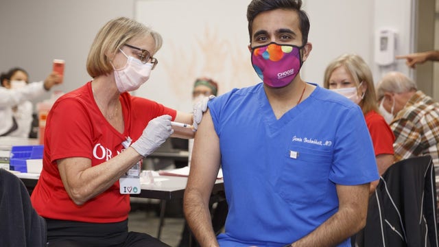 Orlando Health begins distributing Moderna COVID-19 vaccine