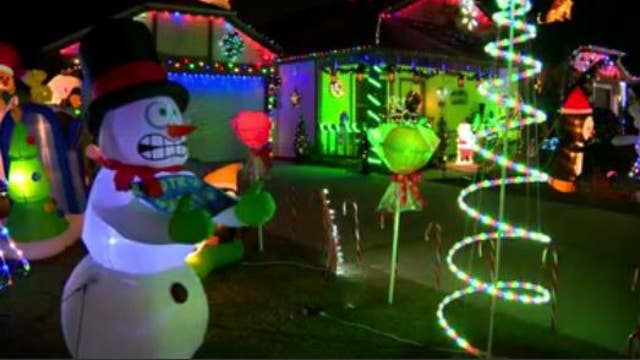Oviedo house shows off 100,000-light holiday display