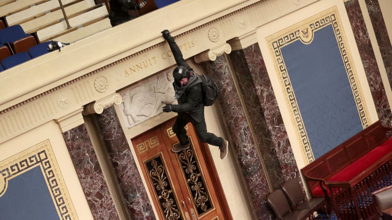 Video Photos Capture Chaos On Capitol Hill As Protesters Swarm   GETTY US Capitol Protest9 