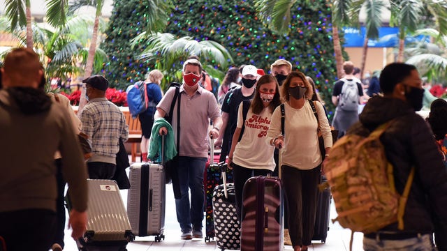 Over 120,000 passengers expected to fly from Orlando this weekend