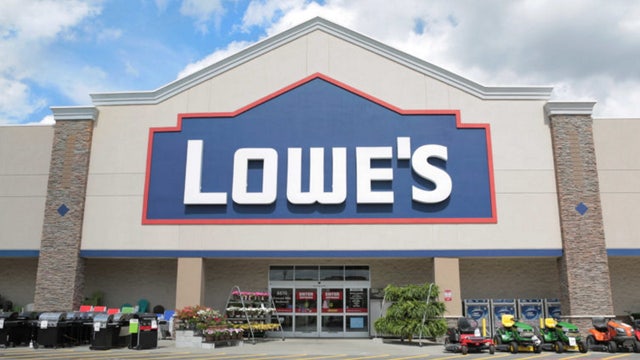 Lowe's to give away free 'Garden-to-Go' kits in April