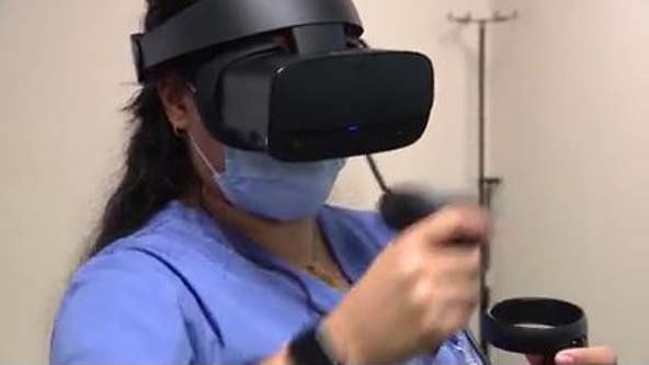 AdventHealth University using virtual reality to teach nursing students amid pandemic